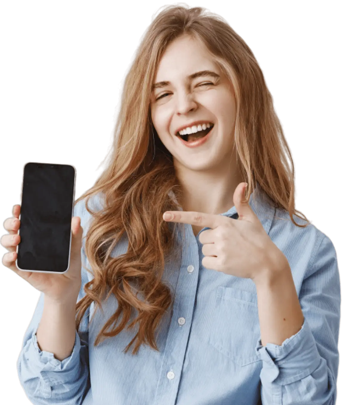 moça jovem feliz com o celular na mão
